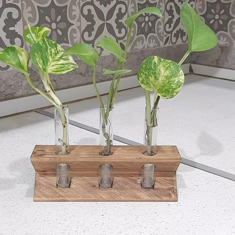 گلدان چوبی با سه ظرف شیشه ای طرح زیگما